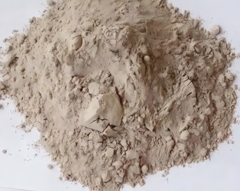 金塔引气剂特点 引气剂在混凝土中的应用 引气剂使用注意事项